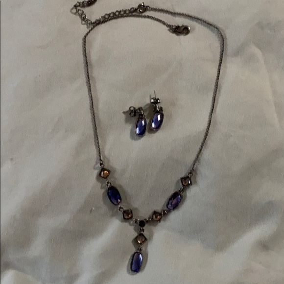 Crystal Necklace and earring set - Picture 1 of 3